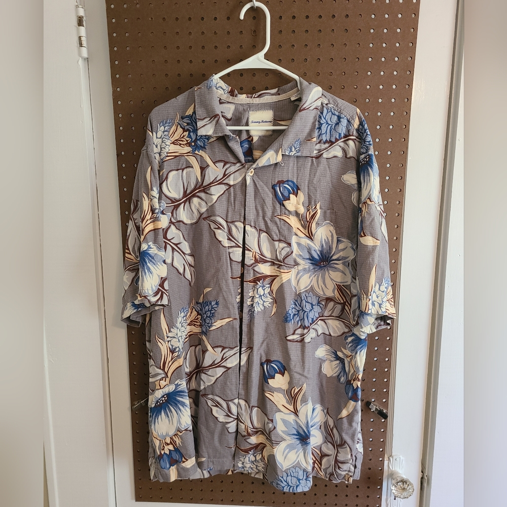 Tommy Bahama Button Down Shirt